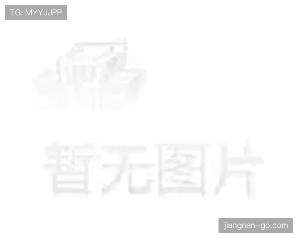 扎克拉文训练室门口堆满豪车，连快递小哥都惊了眼睛！